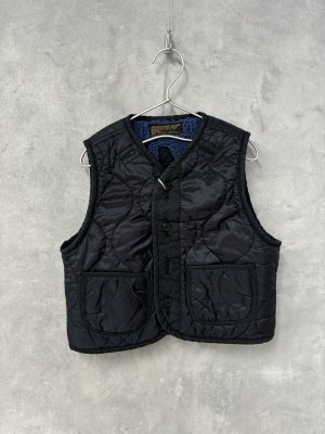 画像1: 2024秋冬　DENIMDUNGAREE　 キルティング インナー リバーシブル ベスト 　4；紺 (1)