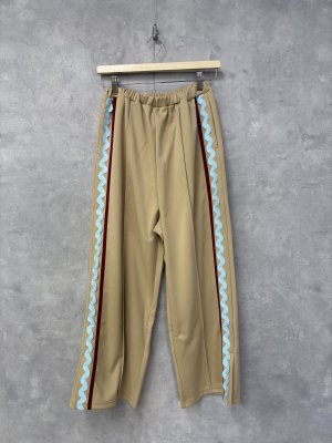 画像1: 2025SS   フランキーグロウ　SIDE LINE SLIT PANTS     BEIGE  　　サイズ；F2 (1)